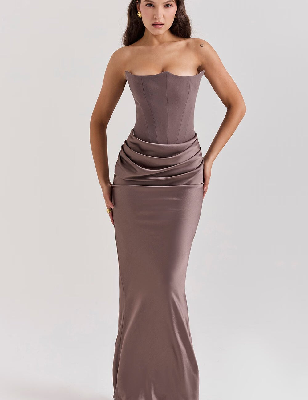 Belle - Robe longue avec corset