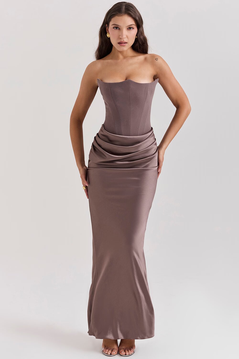 Belle - Robe longue avec corset