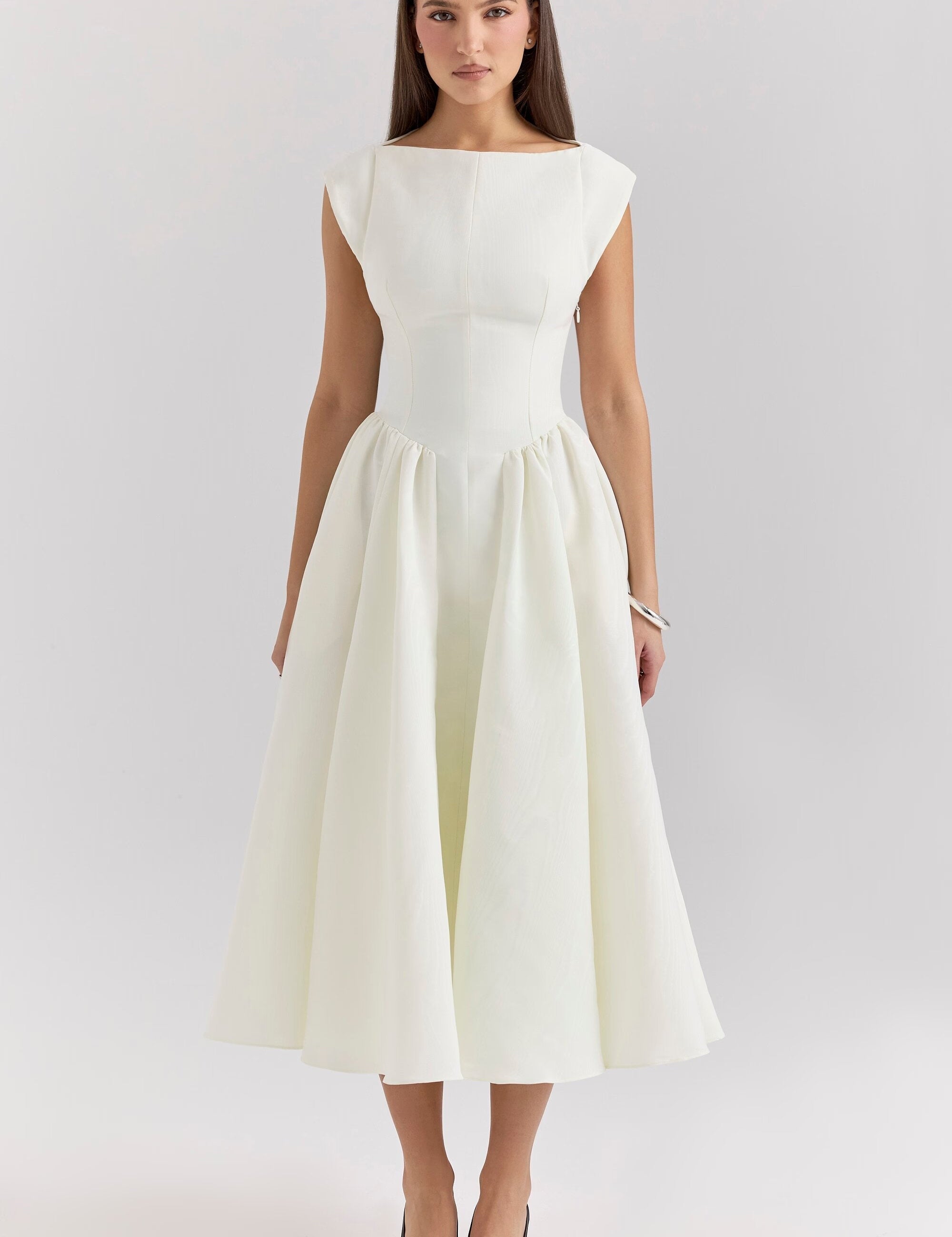 Stella - Robe midi structurée évasée