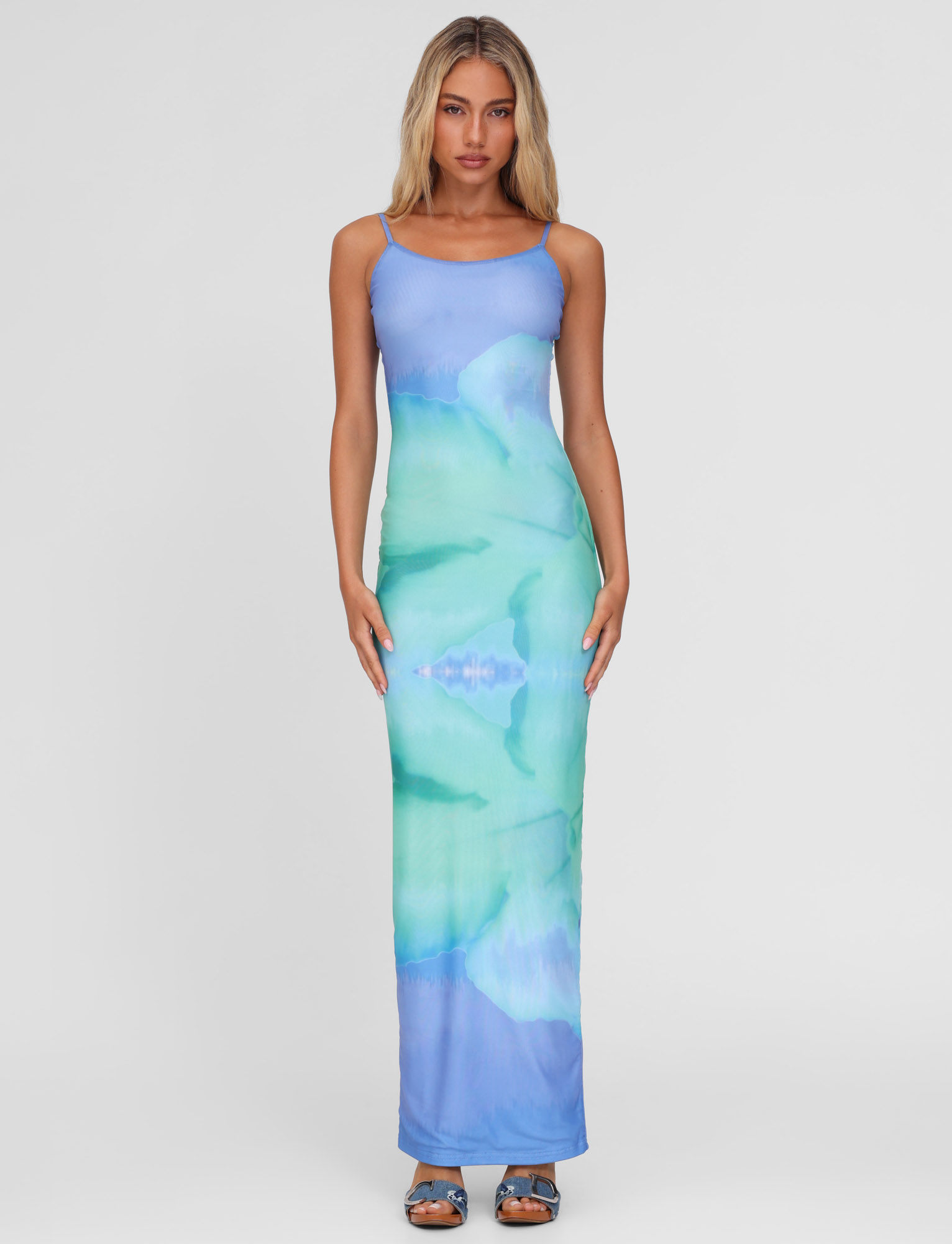 Ardon - Robe longue en maille blue