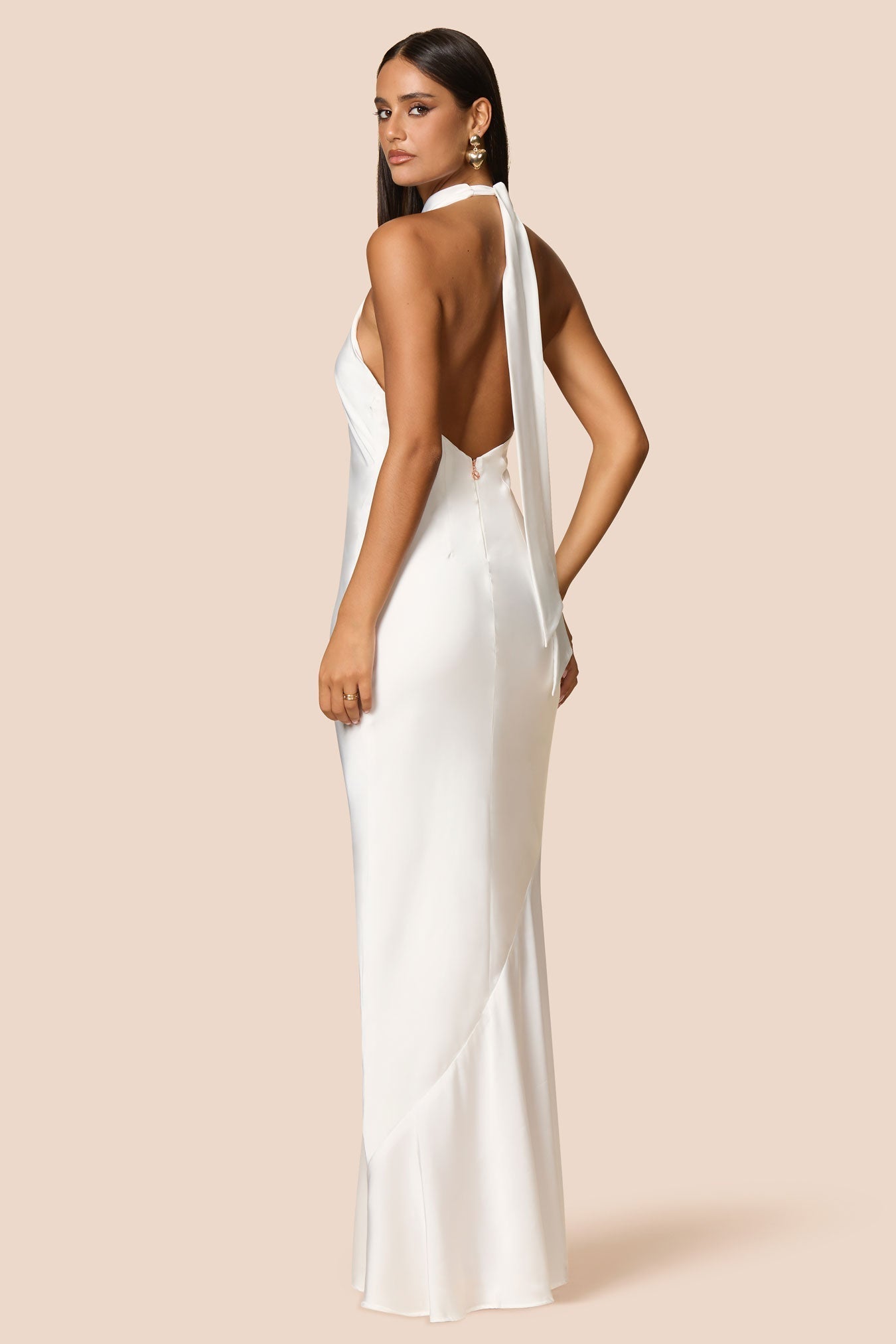 Penélope - Robe longue satinée à dos nu